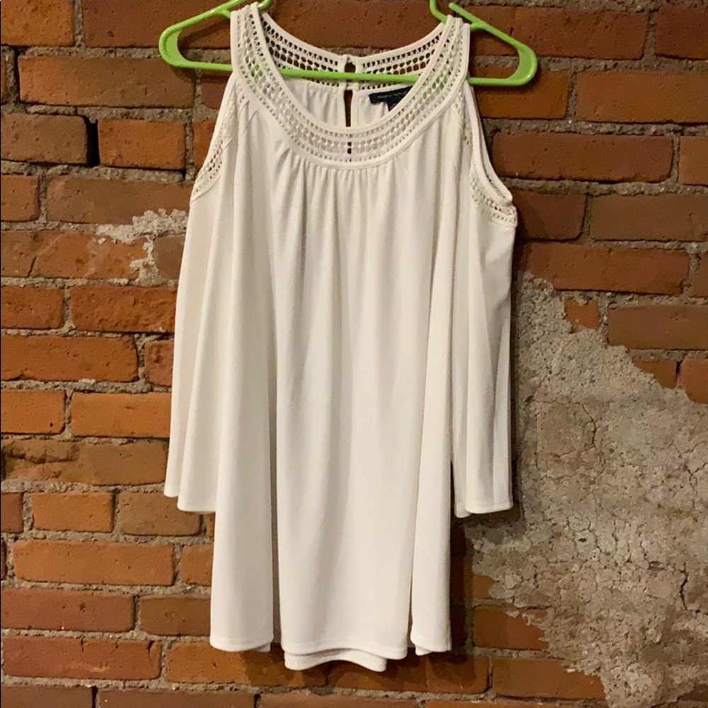 NWOT Tommy Hilfiger top